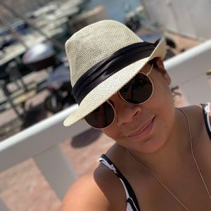 Meet your Posher, Sasha